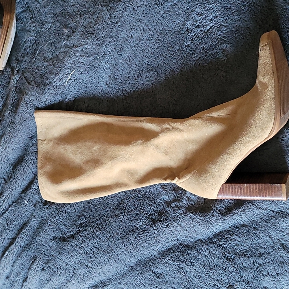 Block heel knee high boots